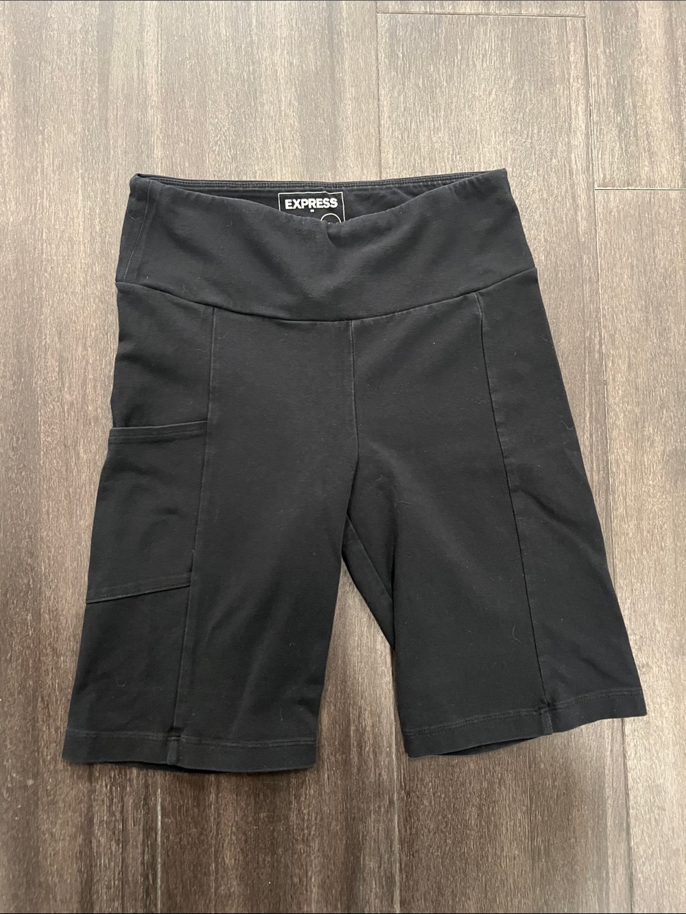 Express Black High-Rise Bike Shorts with Side Pocket